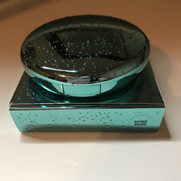 MAC Alluring Aquatic